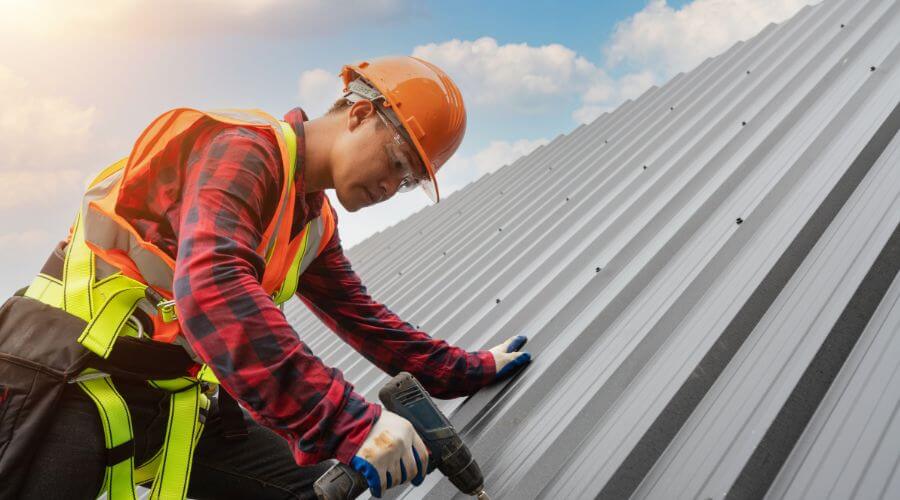 Professional New roof installation in Lily, KY